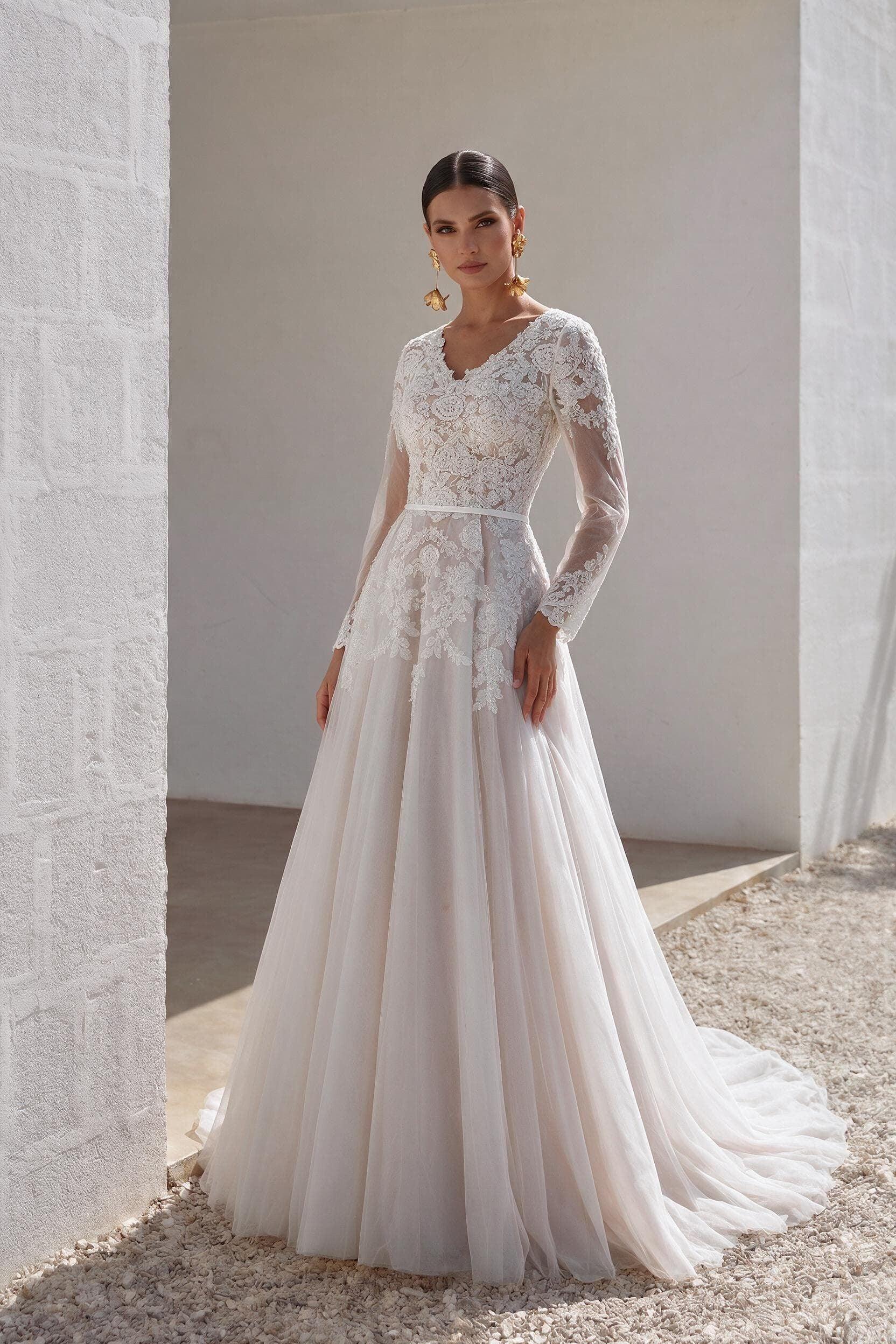 A-Line Court Train Tulle and Lace Wedding Dress LD5693 - 35 Days / As Picture:Ivory/Champagne / US0-UK2-EUR30 - COCOMELODY